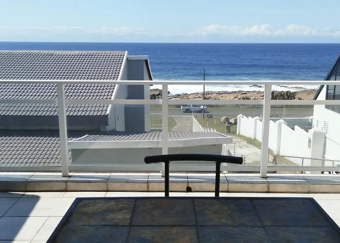 Ocean Vibes Studio Apartment